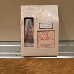 L'OCCITANE チェリーブロッサム メルシーキットのサムネイル