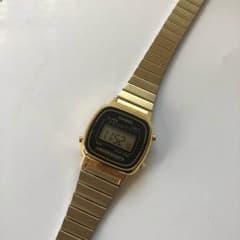 CASIO 腕時計のサムネイル