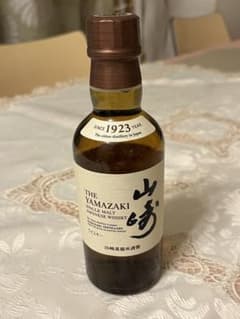 サントリー シングルモルトウイスキー山崎 180ml - メルカリ