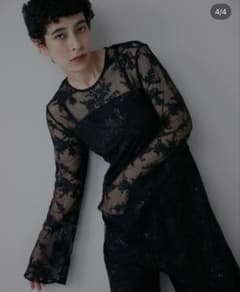 黒 レース フレアスリーブ トップスのサムネイル