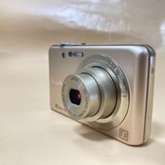 ⭐︎SDカード付き⭐︎Panasonic LUMIX DMC-FH7 デジカメ - メルカリ