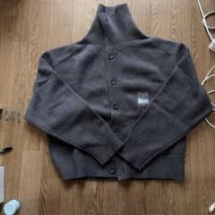 UNIQLO カーディガン ダークグレー Mのサムネイル