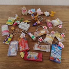 【中古品】ミニチュア カプセルトイ いろいろまとめ売りのサムネイル