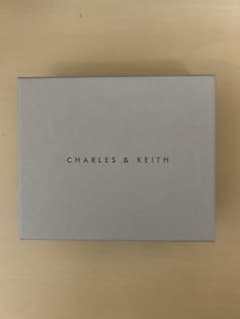 CHARLES&KEITH 財布のサムネイル