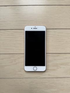 iPhone 8 ゴールド 64 GB SIMフリーのサムネイル