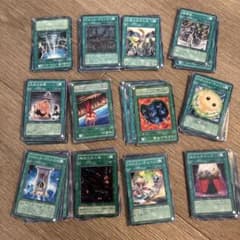 遊戯王 魔法 まとめ売り 約150枚くらい 数えてません - メルカリ