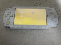 PSP-1000 ホワイト　美品 動作確認済 おまけ付きのサムネイル