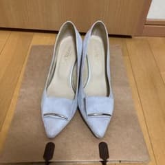 Le Talon ルタロン　プレートパンプス　ライトグレーのサムネイル