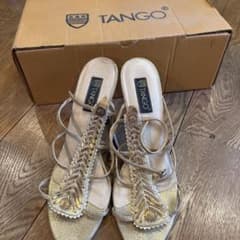 TANGO ゴールド ストラップサンダルのサムネイル