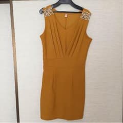 ドレスのサムネイル