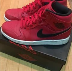 NIKE AIR JORDAN 1 MIDのサムネイル