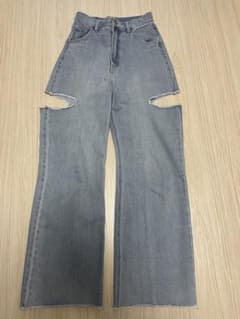 chico カットデニム 即購入OKです！のサムネイル