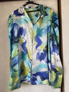 未使用ブラウス　パフスリーブのサムネイル