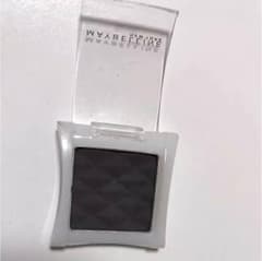 【naoさま専用】MAYBELLINE ブラックアイシャドウのサムネイル