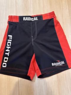 RADICAL FITNESS FIGHT DO ショートパンツのサムネイル