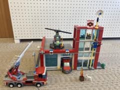 LEGO レゴシティ 60004 ファイヤーステーション 消防署のサムネイル