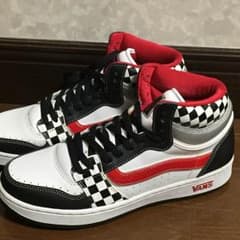 バンズ  VANS ハイカットスニーカー 27.5のサムネイル