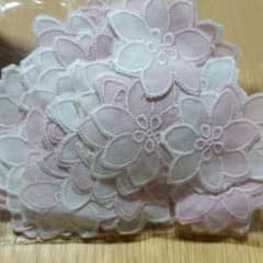 レース小物のサムネイル