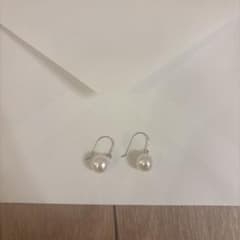 あこや真珠ピアス K14WG 8.5mm【保証書•袋あり】のサムネイル