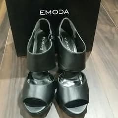EMODA アウトヒールサンダル　blackのサムネイル