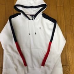 tommy hilfiger パーカーのサムネイル