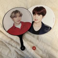 BTS SUGA ユンギ MOS ONE LYS うちわ - メルカリ