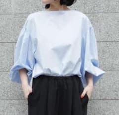 ENFOLD (엠 폴드) 볼륨 슬리브 블라우스