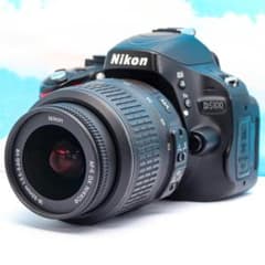 Nikon D5100, transfers photos and videos to smartphones, selfies and videos OK, immediate shipping.