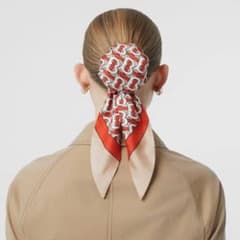 【美品】BURBERRY バーバリー　ヘアスカーフ　コレクションアイテム 新品タグ付！ BURBERRY バーバリー ヘアスカーフ コレクションアイテム