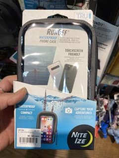 【はせやん様専用】NITE IZE ウォータープルーフモバイルケースのサムネイル