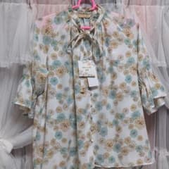 ポールアンドジョーUNIQLOのサムネイル