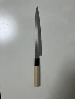 関亀太作柳刃(刺身)包丁 鋼製 木製ハンドル 専用ケース付きのサムネイル