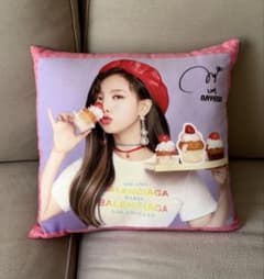 TWICE NAYEON クッション 両面プリント TWICE NAYEON クッション 両面プリント - メルカリ