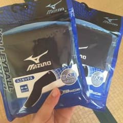 膝用サポーター2個のサムネイル