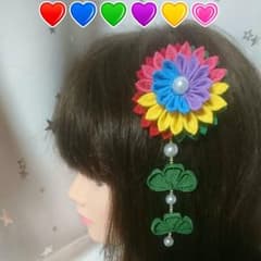 髪飾り つまみ細工のサムネイル
