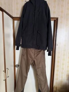 volcom pat moore jacket & pant - メルカリ
