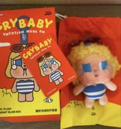 CRYBABY vacation mode on (SUNBATHING)のサムネイル