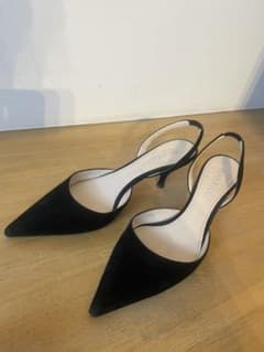値下げ　ニナリッチ　NINA RICCI ブラック パンプス 黒37のサムネイル