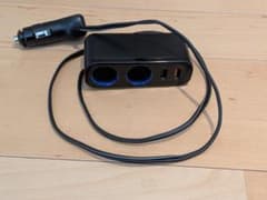 車載用 シガーソケット 2連 USBポート付のサムネイル