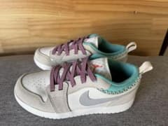 Jordan キッズスニーカー ベージュ/ターコイズのサムネイル