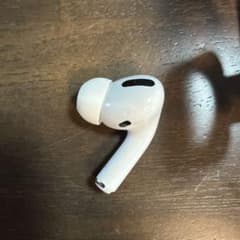 Apple AirPods Pro 第一世代　右耳　片耳のサムネイル