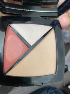 CHANEL メイクパレットのサムネイル