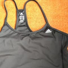 adidas フィットネス用ウェアのサムネイル