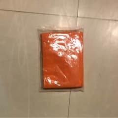 ティッシュ オレンジ色のサムネイル