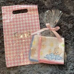 新品未使用❤︎FEILERハンカチ2枚セット❤︎ラッピング済！プレゼントにもオススメのサムネイル