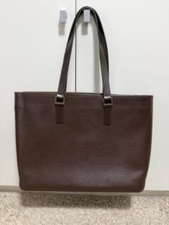 ⭐︎シルバーウィーク限定価格⭐︎LOUIS VUITTON エピ トートバッグのサムネイル