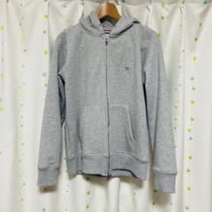 アーノルドパーマー　メンズ　ファスナー付きパーカー　グレイ色