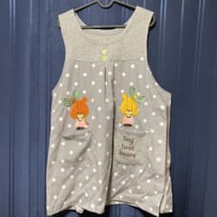 保育士　エプロンのサムネイル