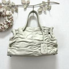 FURLAフルラ 本革ハンドバッグ オフホワイトのサムネイル