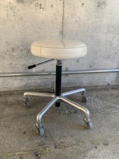 タカラベルモント／カット椅子・スツール／白 - メルカリ